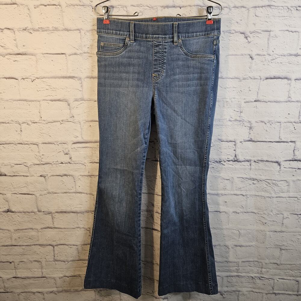 SPANX Flare Jeans Women's Blue Denim Stretch Pull On Style Size Medium 30" Waist